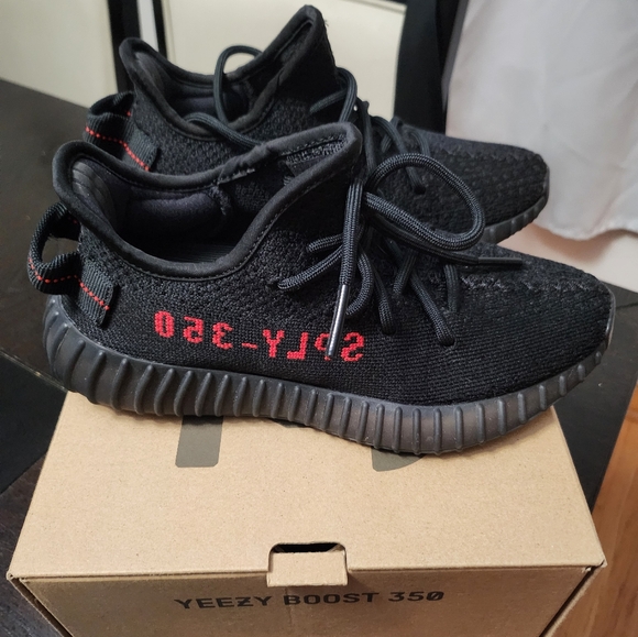 Yeezy Boost V2 - Picture 3 of 13